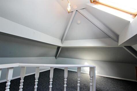 Loft Room.JPG