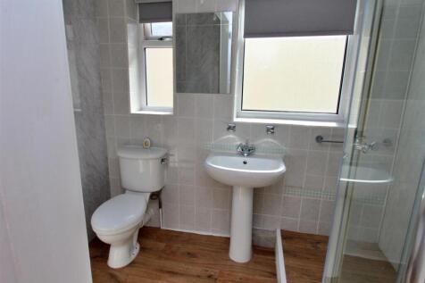 shower room.JPG