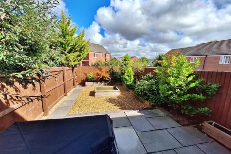 garden 1.jpg