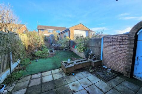 Rear Garden .jpg