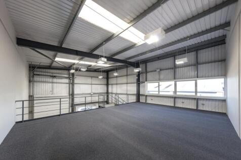 2019  936 Yeovil Road  STE6292.jpg