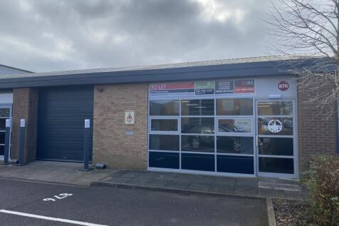 876 Plymouth Road 8.jpg