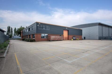 2024 Unit 706707 Stirling Road  STE  222126.jpg