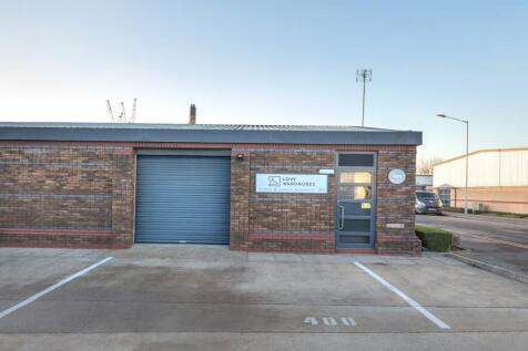 2023 400 Montrose Avenue  STE220660.jpg