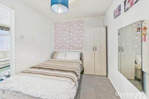 Dining / Bedroom 1