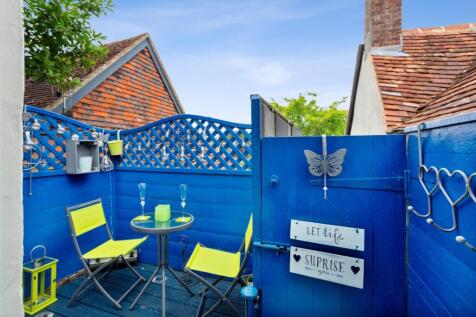 Flat 2 322213 (25).jpg