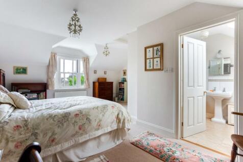 72555_3-Chartwell-Place-Shrewton-Salisbury (24).jp