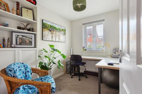 81976_16 Woodbury Lane(15).jpg