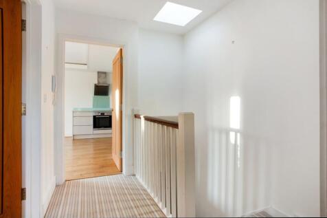 83760_3 Holt Court Brown Street (20).jpg