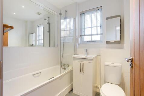 83760_3 Holt Court Brown Street (26).jpg