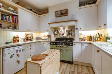 83691_12 Victoria Road (6).jpg