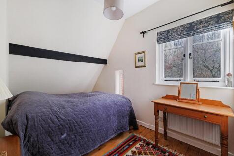 86536_Fosbry-Cottage-Lockeridge   (19).jpg