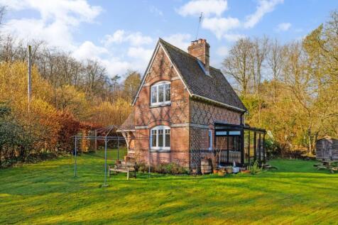86536_Fosbry-Cottage-Lockeridge   (3).jpg