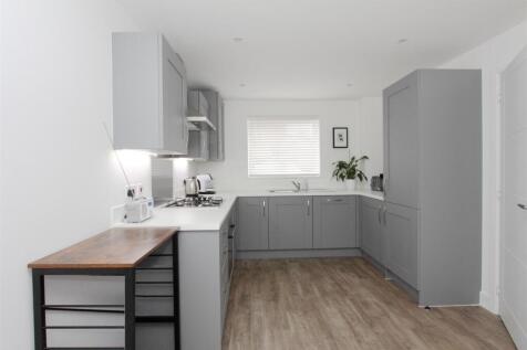 8 Pooley Place (17).JPG