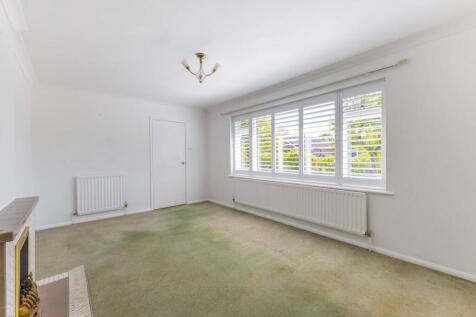 90527_3-Paddock-Close-Winterbourne-Dauntsey (6).jp