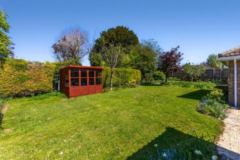 90527_3-Paddock-Close-Winterbourne-Dauntsey (23).j