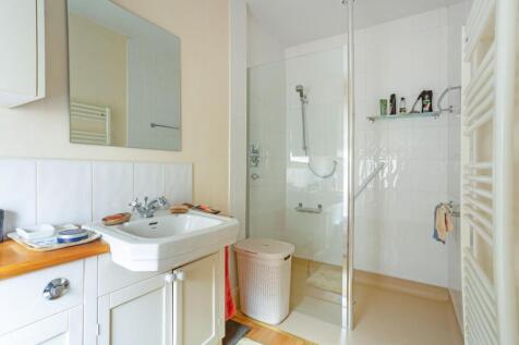 83691_12 Victoria Road (22).jpg