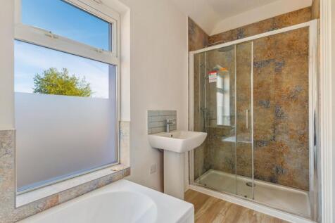 91593_Flat 5 44-48 New Canal(22)_ENH.jpg