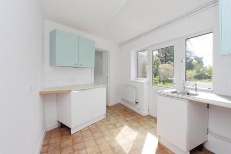 52 queens road ph18.JPG