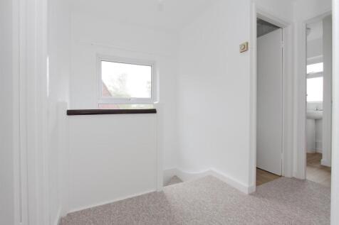52 queens road ph22.JPG