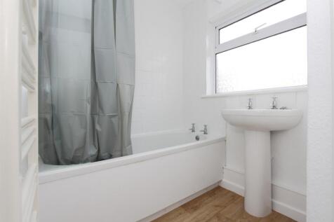 52 queens road ph30.JPG