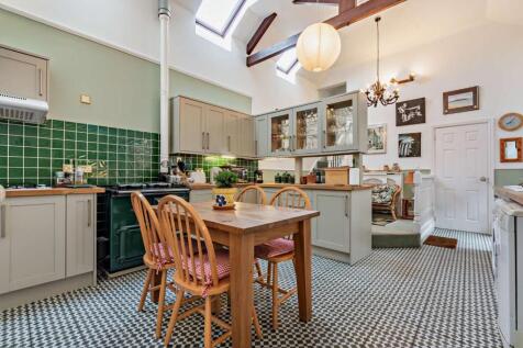 8550850-interior02-800.jpg