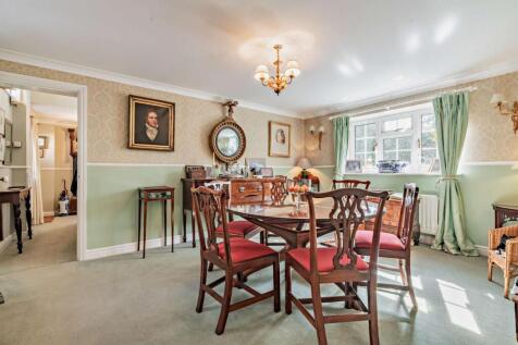 8550850-interior13-800.jpg
