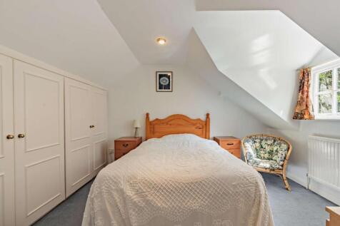8550850-interior26-800.jpg