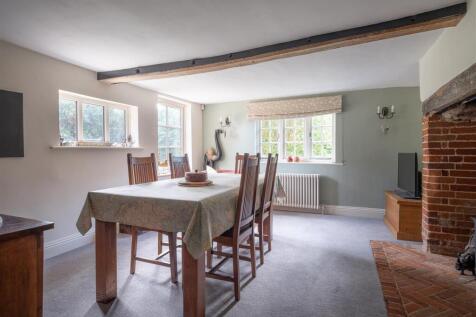 Below Star Cottage-18 v2.jpg