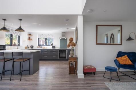 Below Star Cottage-62.jpg