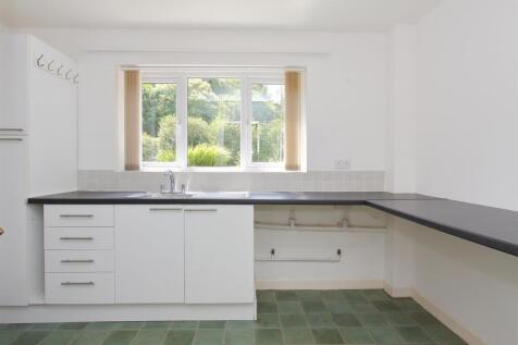 Flat 1 Church Road (4).JPG