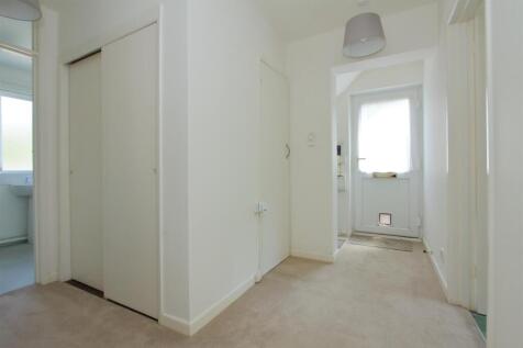 Flat 1 Church Road (3).JPG