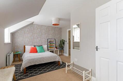 95135_24 Norman Drive Old Sarum (15).jpg
