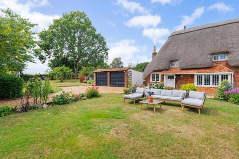 95836_Mill-Lane-Cottage-East-Winterslow  (11).jpg