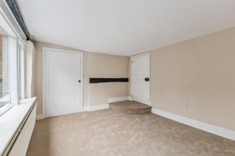 97693_81 Castle Street(18).jpg