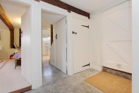 milestone cottage PH17.JPG
