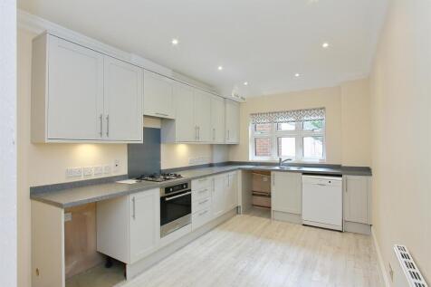 2 Atherton Court (3).JPG