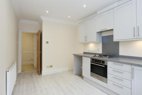 2 Atherton Court (5).JPG