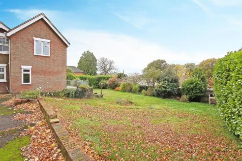 vicarage dewlands way PH1.JPG