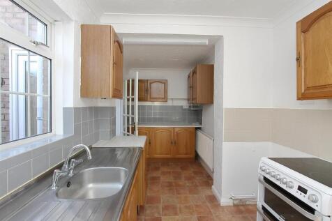 18 Hillside (12).JPG