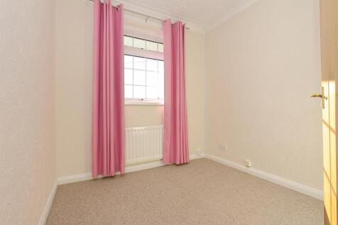 18 Hillside (24).JPG