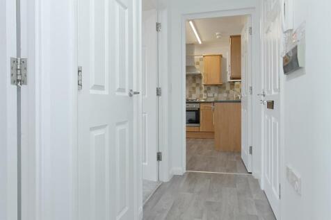 8 kingsway house PH11.JPG