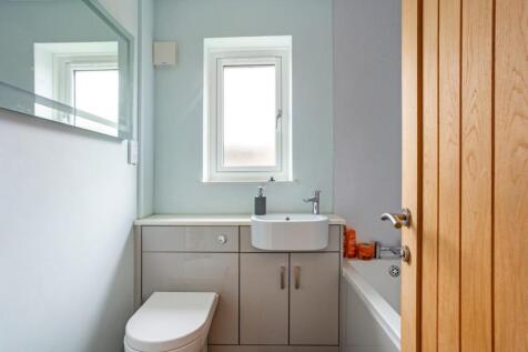 77317_10 Priory Close Shrewton (20).jpg