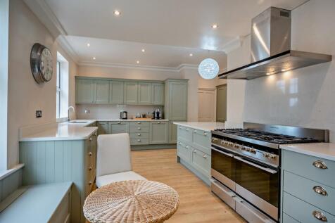 8590830-interior22-800.jpg