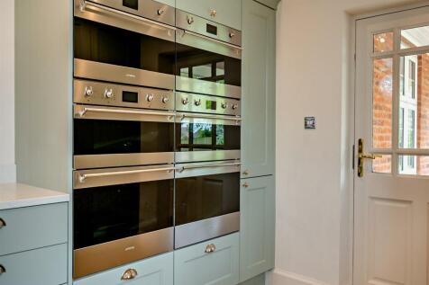 8590830-interior21-800.jpg