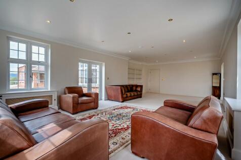 8590830-interior08-800.jpg