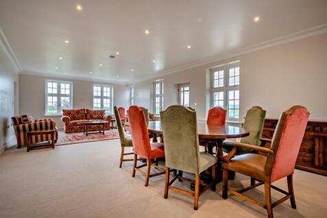 8590830-interior27-800.jpg