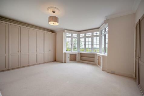 8590830-interior42-800.jpg