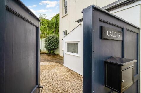 69293_Calder Greenway Lane Charlton Kings  (7)_low