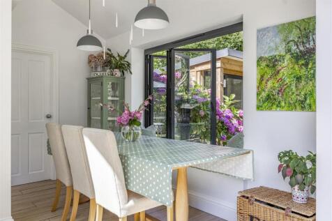 Kitchen/Family